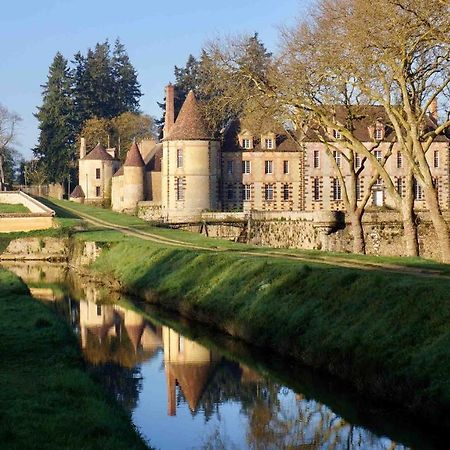 Chateau De La Riviere Pontgouin Bagian luar foto
