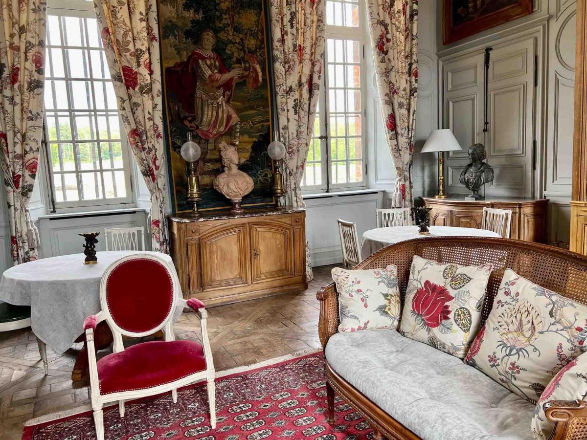 Chateau De La Riviere Pontgouin Bagian luar foto