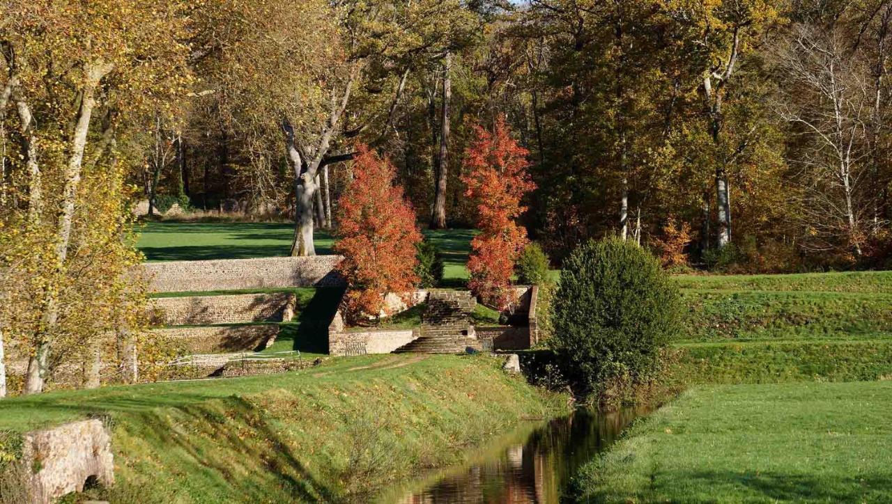 Chateau De La Riviere Pontgouin Bagian luar foto